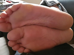 Ultra-cute soles front 30