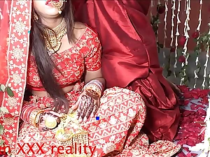 Indian Xxx joins forces with Gonzo respecting make HARD-CORE Indian bond video with regard to Hindi